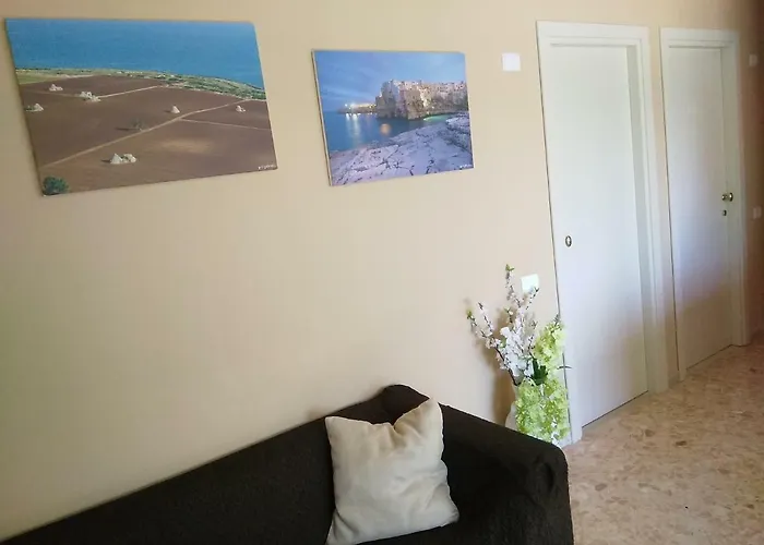 Autostello 3* Castellana Grotte